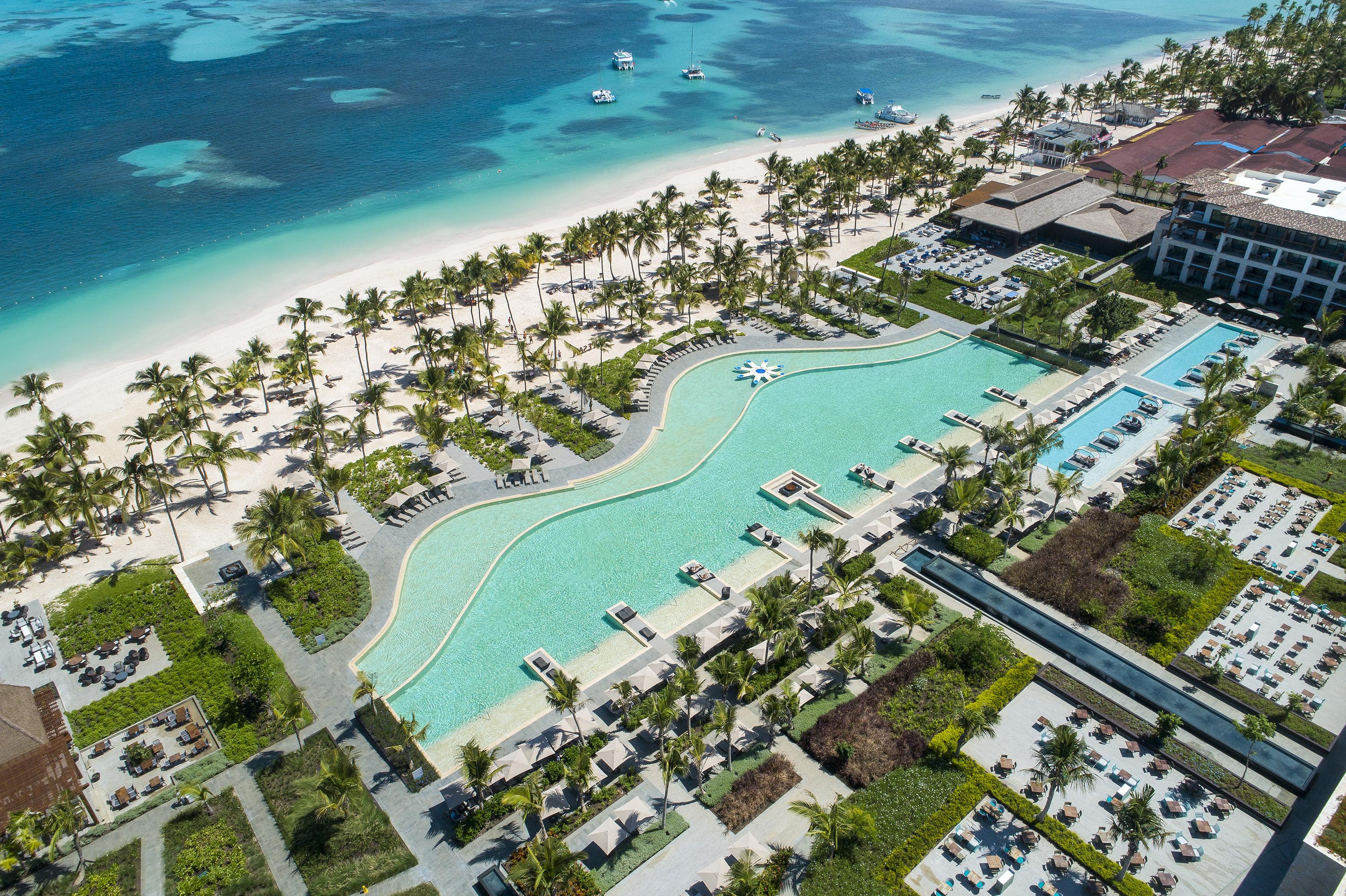 Lopesan Costa Bavaro Resort, Spa & Casino Punta Cana Exterior foto Aerial view of the resort