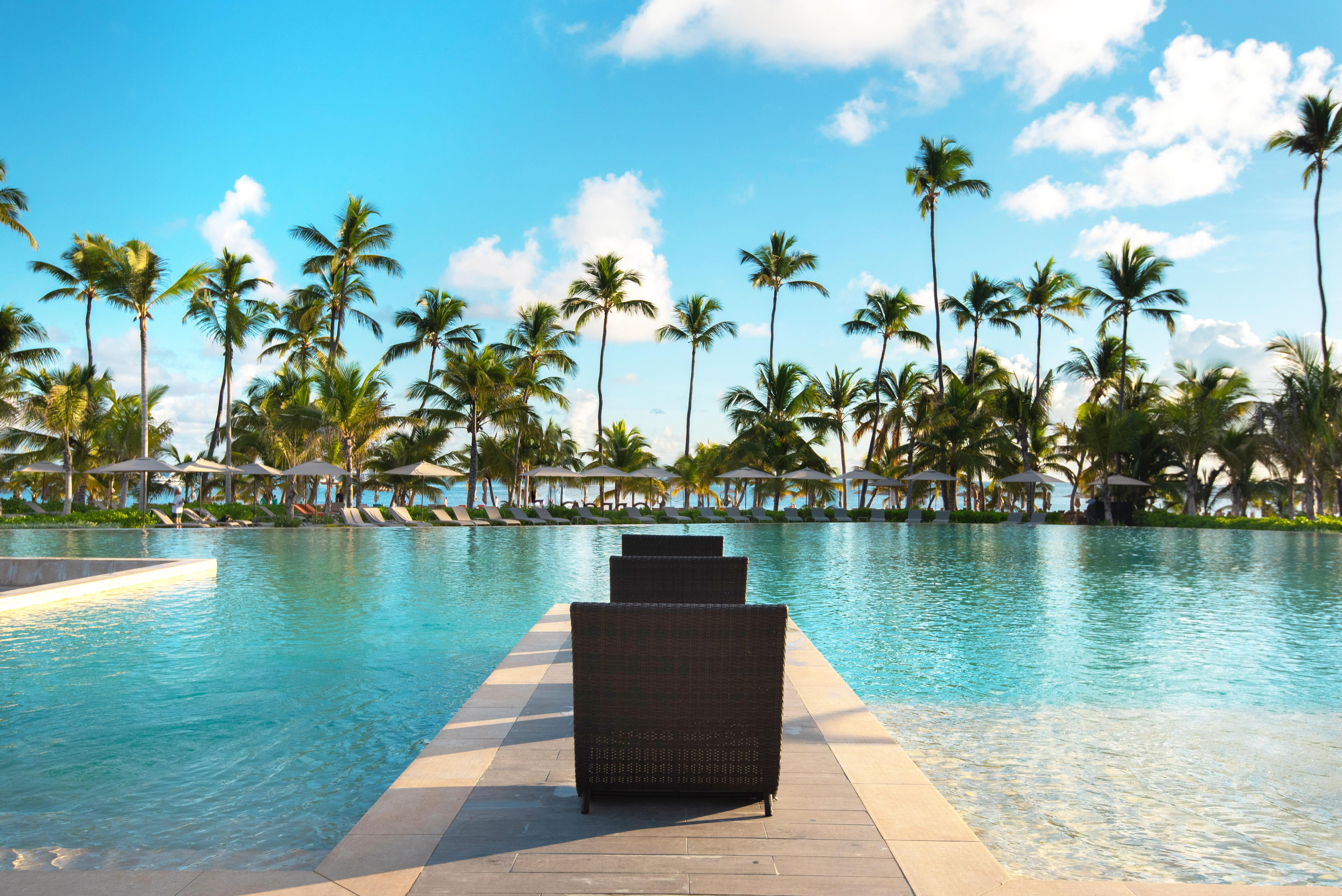 Lopesan Costa Bavaro Resort, Spa & Casino Punta Cana Exterior foto The pool at the Hilton Maldives Iru Malli