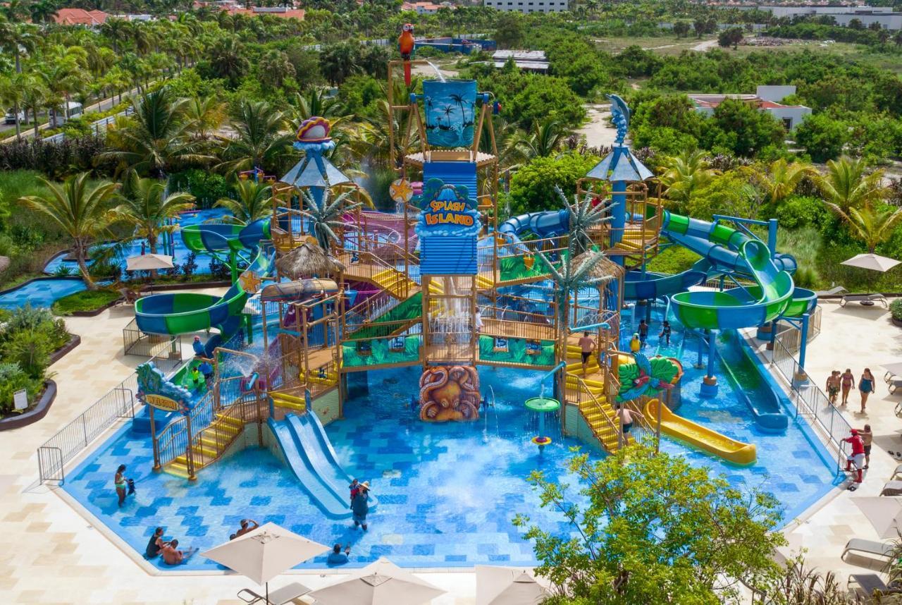 Lopesan Costa Bavaro Resort, Spa & Casino Punta Cana Exterior foto Aerial view of Splash Jungle Water Park